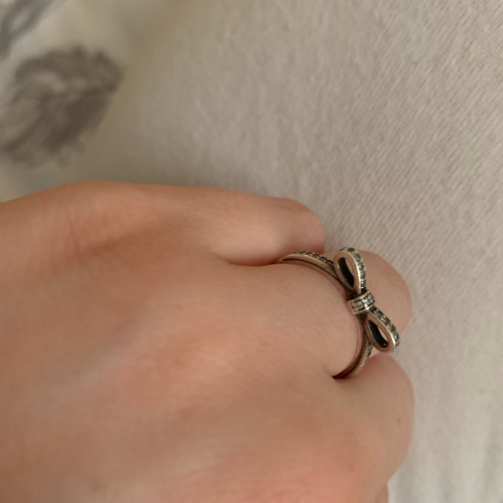 Pandora Bow Ring
